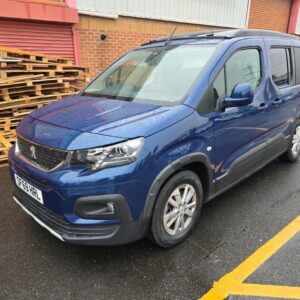 Peugeot Rifter Horizon RE 130ps 1.5 Turbo diesel Automatic 2019 in blue, only 46,000 miles. 2 berth micro camper (3595)