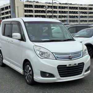 Suzuki Solio 1200c Automatic Micro camper 2014/March only 46,246 miles in white 1 berth with 6ft bed & small kitchen (TBC)